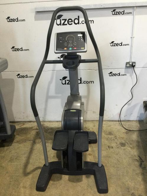 Technogym Excite Step 500SP - LED, Sport en Fitness, Fitnessapparatuur, Crosstrainer, Gebruikt, Armen, Benen, Verzenden