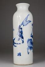 Vase Rouleau en Porcelaine Bleu Blanc - Style Transition -