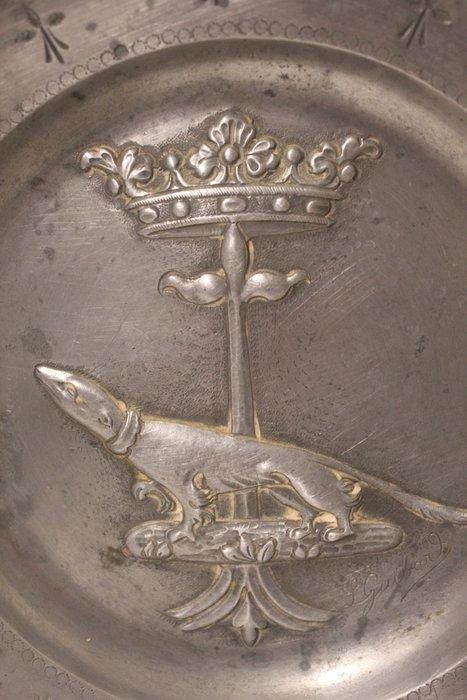 Assiette décorative en Etain – Le Levrier et le blason –, Antiek en Kunst, Antiek | Overige Antiek