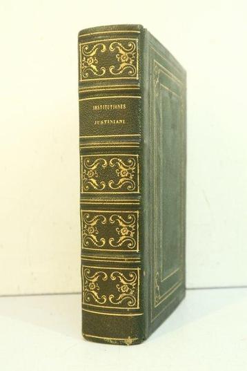 Justinien ; Arnold Vinnius ; [Elzévir] - Justiniani