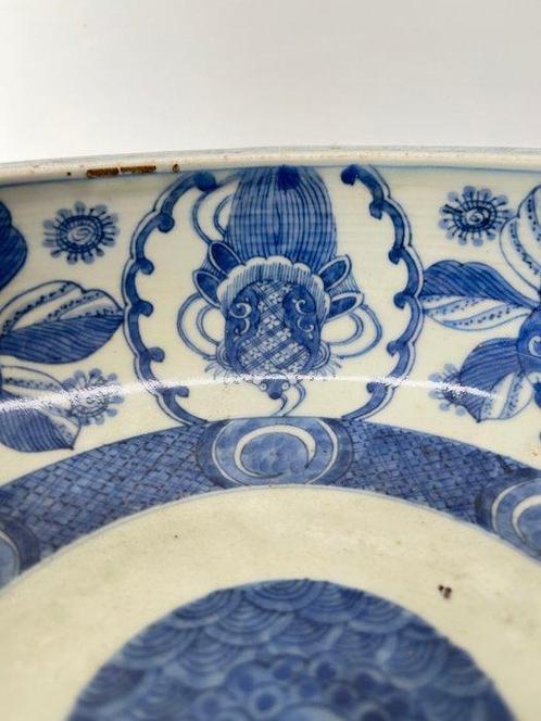 Oud Imari-servies blauw en wit met pioenrozen, grote, Antiek en Kunst, Antiek | Overige Antiek