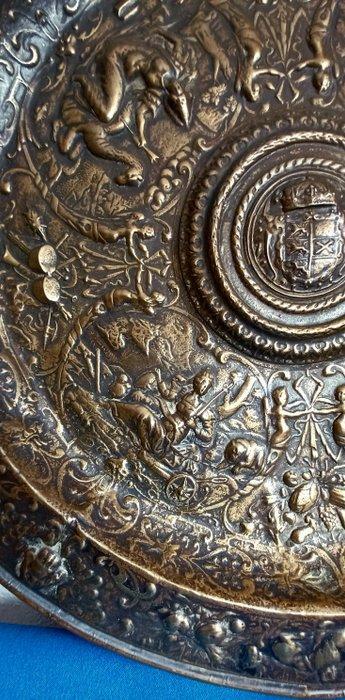 Panneau - Ancien et très vieux plateau mural avec un ancien, Antiek en Kunst, Antiek | Overige Antiek