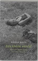 Een Kleine Wereld 9789026319488 Marga Kool, Boeken, Verzenden, Gelezen, Marga Kool