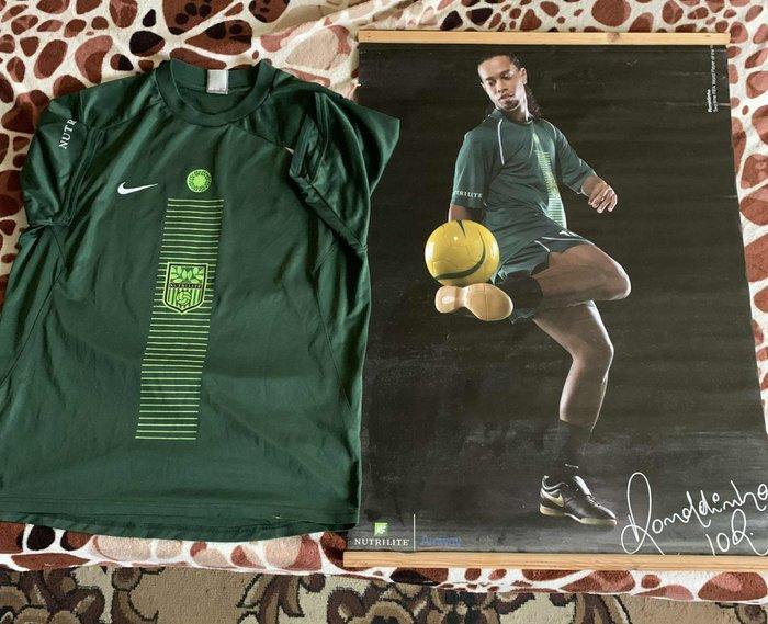 Ronaldinho - 2010 - Voetbalshirt, Verzamelen, Overige Verzamelen