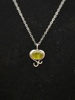 Uniek en elegant sieraad, handgemaakt van 925 zilver met