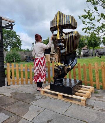 Beeld, XXL Speak No Evil - 202 cm - Hars beschikbaar voor biedingen