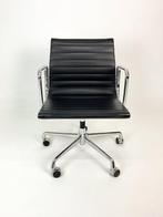 Vitra - Charles Eames, Ray Eames - Chaise - groupe aluminium