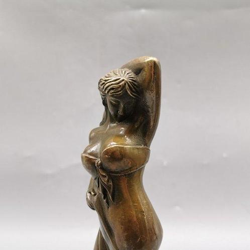Hand Carved - Miniatuur figuur - Goddess - Koper, Antiek en Kunst, Curiosa en Brocante