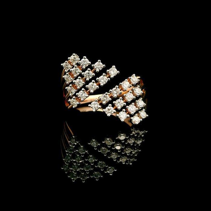 Ring - 18 karaat Roségoud - 0.62ct. tw. Diamant (Natuurlijk), Handtassen en Accessoires, Ringen