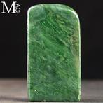 Uitstekende kwaliteit nefriet jade - vrij vorm - Burma, Verzamelen