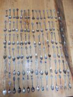 Fraai Groot lot van 90 zilverkleurige lepeltjes van oa: