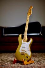Fender Dan Smith Stratocaster 1981 | Gold Refinished, Musique & Instruments, Instruments à corde | Guitares | Électriques, Verzenden
