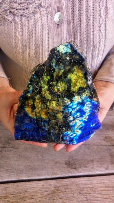 labradoriet Goudkleurig - Groengeel - koninklijk blauw, Verzamelen, Mineralen en Fossielen