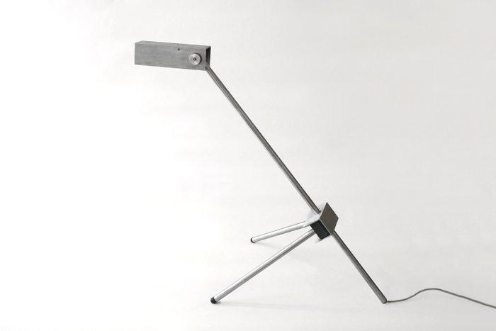Lucio Rossi - Bureaulamp - Tetra 90° Edition. - Aluminium,, Antiek en Kunst, Antiek | Verlichting