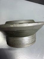 Wielmoer - red bull - RB8 2012 wheel nut