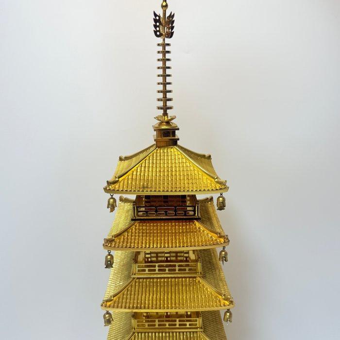Beeldje - Exquisite Japanese 5-Story Pagoda (Goju-no-to) -, Antiek en Kunst, Antiek | Speelgoed