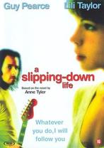 A Slipping Down Life (dvd tweedehands film), CD & DVD, DVD | Action, Ophalen of Verzenden