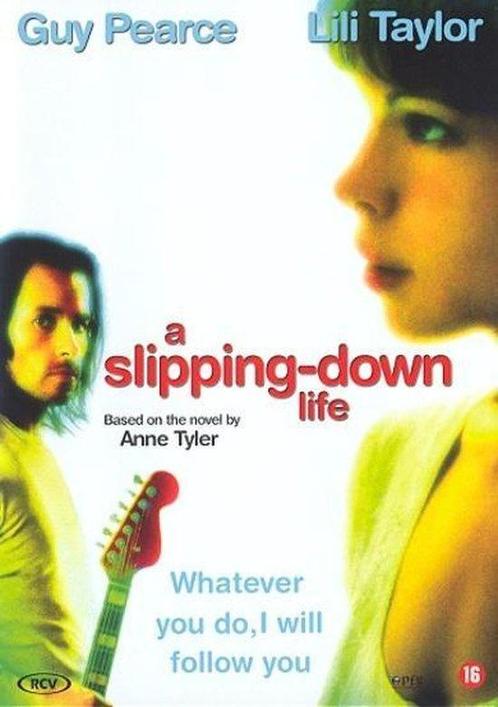 A Slipping Down Life (dvd tweedehands film), Cd's en Dvd's, Dvd's | Actie, Ophalen of Verzenden