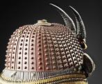 Casque Suji’bachi avec ornement de lune - Fer, Laque, Coton,
