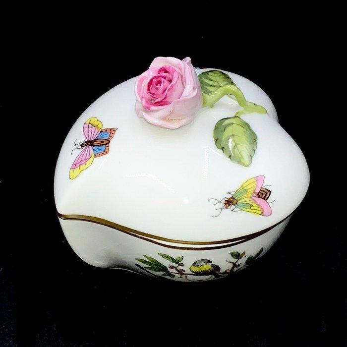 Herend - Exquisite Heart Shape Jewelry Holder/Box -, Antiquités & Art, Antiquités | Meubles | Tables