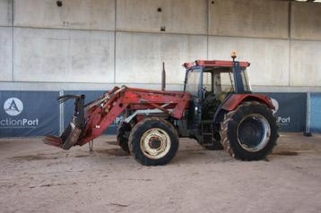 Veiling: Tractor Case 1056 Diesel