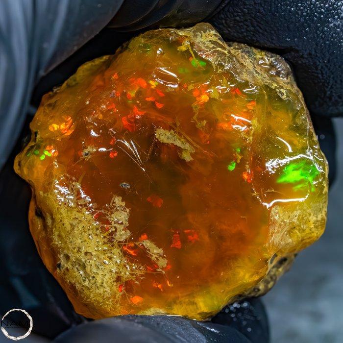 Het vuur van de ziel – De stralende crystalopaal 122,75ct-, Antiek en Kunst, Curiosa en Brocante