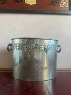 Moët & Chandon - Champagne koeler - Fits 3 to 4 bottles -, Verzamelen, Nieuw