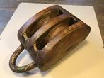 Ship’s pulley - Hout, IJzer, Antiek en Kunst