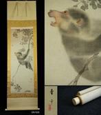 FREE SHIPPING Monkey and bee - ca 1900-1920(Meiji / Taisho), Antiek en Kunst