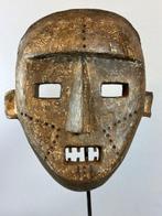 Rare Old African Ngbaka mask - Congo.