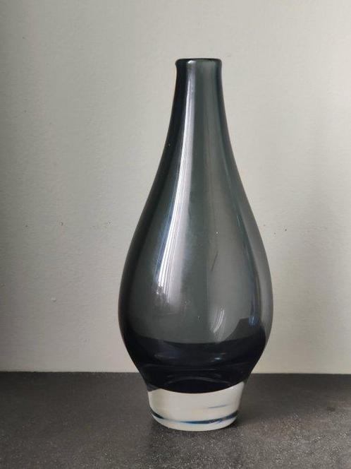 Orrefors - Niels Landberg - Eenbloemige vaas -  PU3591/14 -, Antiek en Kunst, Antiek | Glaswerk en Kristal