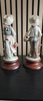 Florence - Beeldje - Jeune fille et jeune garçon (2) -