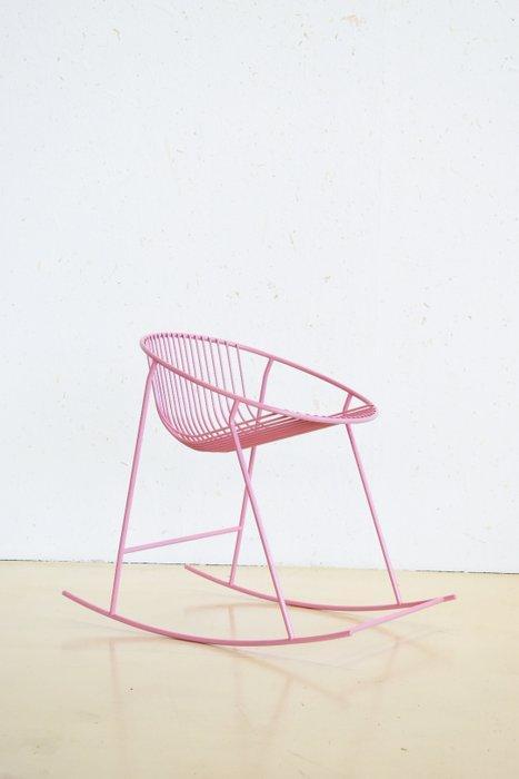 Equilibri-furniture - Viewport Studio - Schommelstoel -, Antiek en Kunst, Curiosa en Brocante
