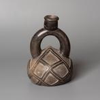 Cupisnique - Chavin, Peru Terracotta Huaco met