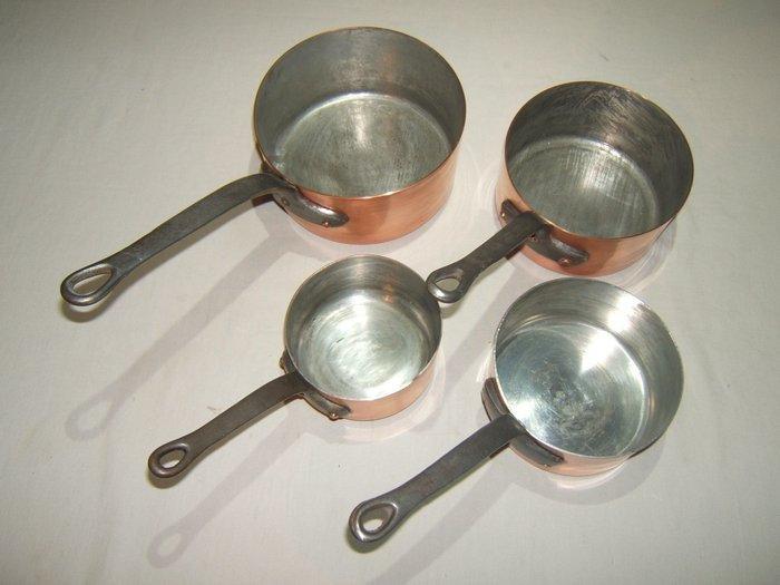 4 degelijke Franse koperen pannen - Made in France - Pan -, Antiek en Kunst, Antiek | Keukengerei