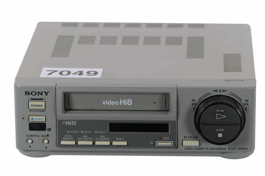 ② Sony EVO-550H, Video 8 / Hi8 Cassette Recorder