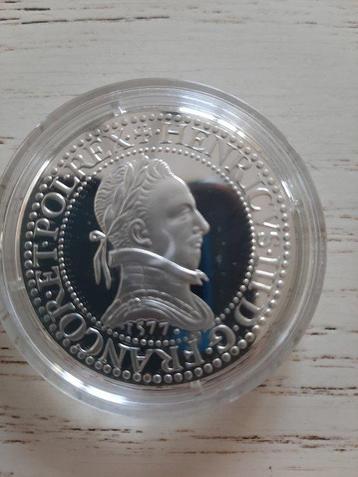 France. 10 Francs 2000 Le Franc dHenri III. BE en argent