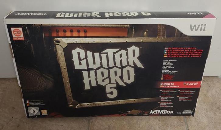 Guitar Hero 5 met gitaar in doos (Nintendo wii tweedehands, Games en Spelcomputers, Spelcomputers | Nintendo Wii, Ophalen of Verzenden