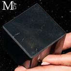 Stabiele balans Shungite – De Steen van Oerkarbon