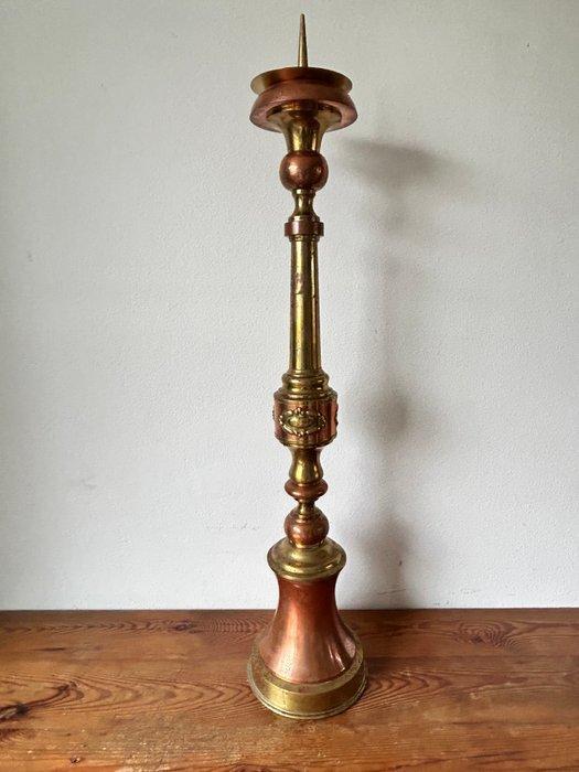 Kandelaar - Koper - Kerkkandelaar Groot - 96 cm, Antiek en Kunst, Antiek | Boeken en Manuscripten