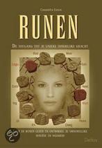 Runen 9789044703191 C. Eason, Boeken, Verzenden, Gelezen, C. Eason