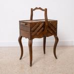 Naaidoos - uitkragarm - Hout - Kleine accordeonkast, Antiek en Kunst