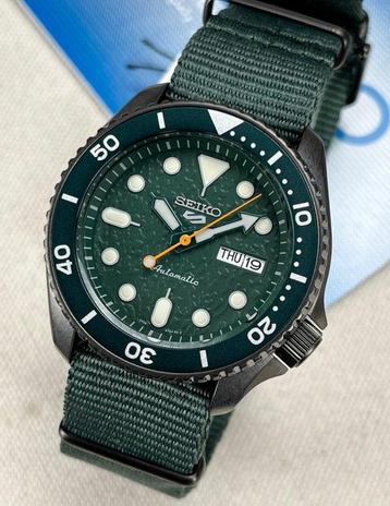 Seiko - Seiko 5 Automatic Day-Date - Zonder Minimumprijs - beschikbaar voor biedingen