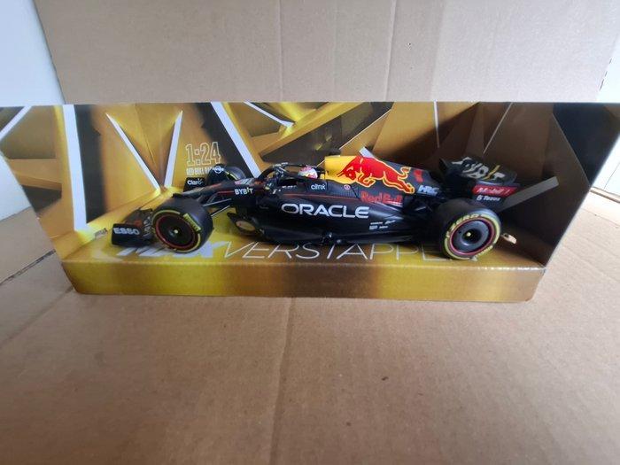Bburago 1:24 - Modelauto (4) - Red Bull Racing, Hobby en Vrije tijd, Modelauto's | 1:5 tot 1:12