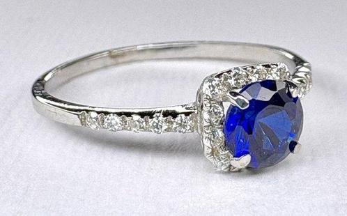 Zonder Minimumprijs - Ring - 18 karaat Witgoud Saffier -, Handtassen en Accessoires, Ringen