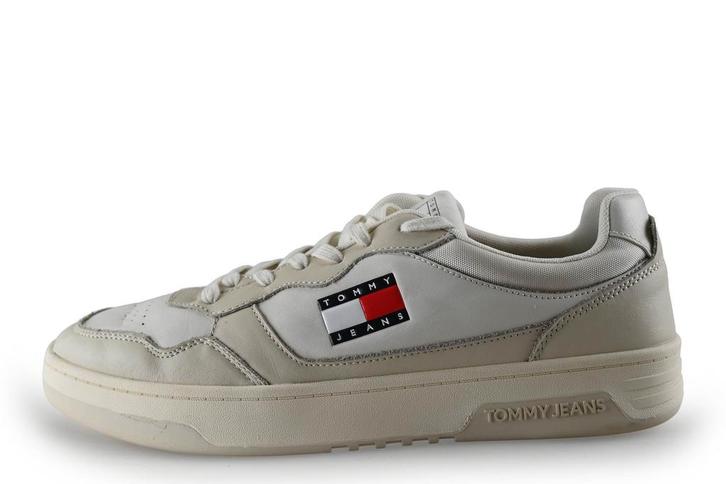 Tommy Hilfiger Sneakers in maat 45 Wit, Kleding | Heren, Schoenen, Wit, Zo goed als nieuw, Sneakers, Verzenden