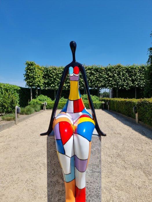 Beeldje - Sitting woman - Glasvezel, Antiek en Kunst, Kunst | Designobjecten