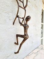 sculptuur, Mannen aan de ladder - 72 cm - Brons