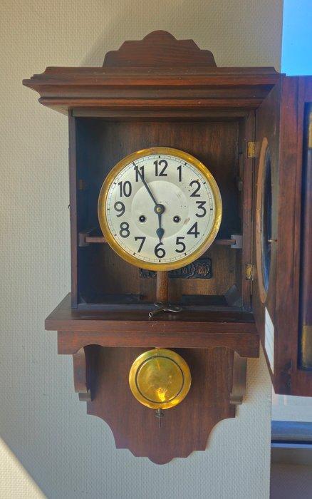 Horloge murale - Kienzle - Bois, Laiton, Verre - 1910-1920, Antiek en Kunst, Antiek | Klokken