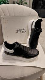 Alexander McQueen - Sneakers - Maat: EU 43, Nieuw